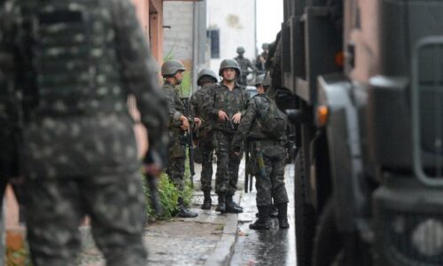Exército nas ruas GLO Garantia da Lei e da Ordem